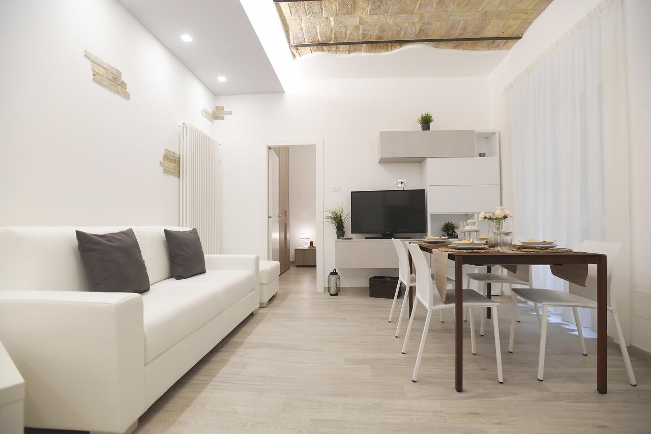 Laterano 250 - Colosseo Рим Экстерьер фото